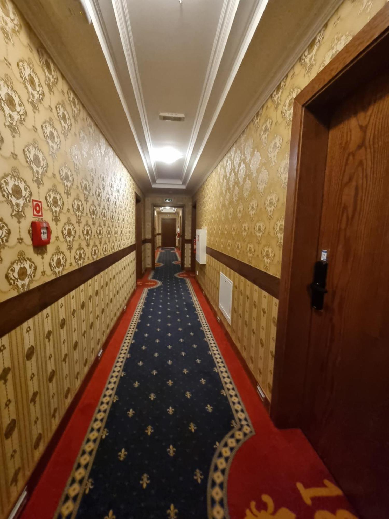 Palac Lucja Bb Zakrzow  Bagian luar foto