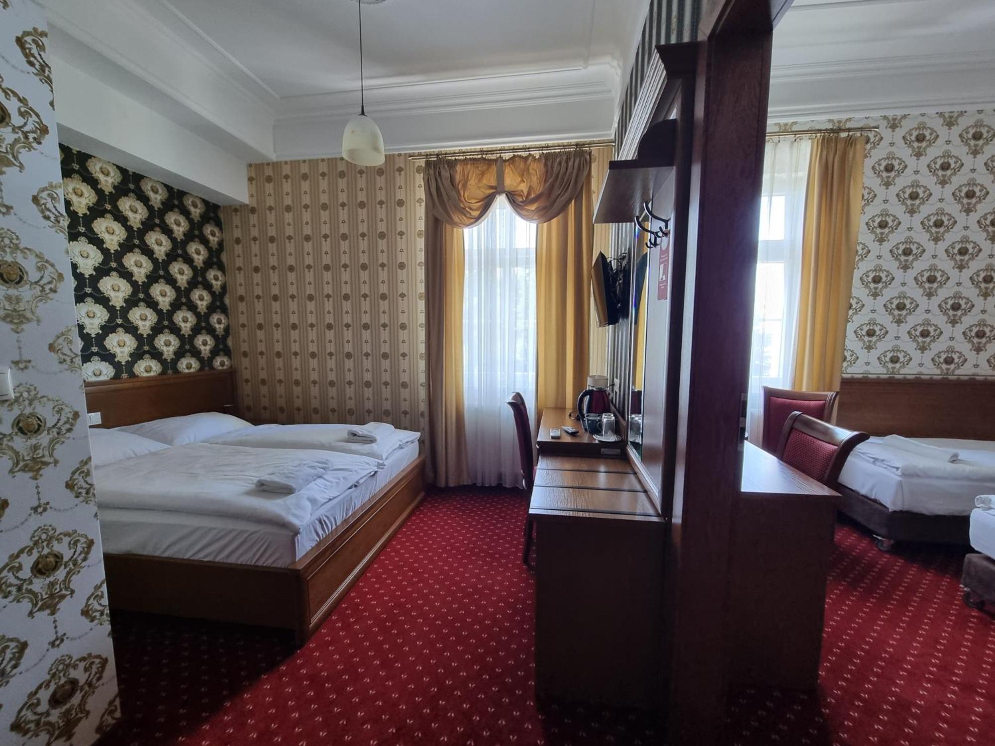 Palac Lucja Bb Zakrzow  Bagian luar foto